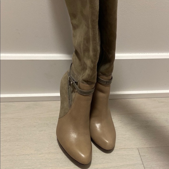 Chic Suede Knee-High Boots - Picture 6 of 6